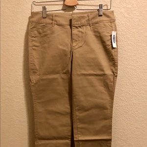 NWT Old Navy Khaki Pixie Chino Pants!